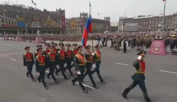 В Мексике объяснили участие российских солдат в параде в День независимости