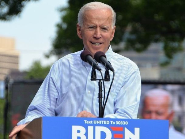 Джо Байден вновь назвал Владимира Путина диктатором