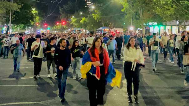 В Ереване начались задержания участников протестов