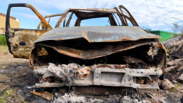 Украинские террористы взорвали машину русского военного в Крыму. Почерк убийц Дугиной