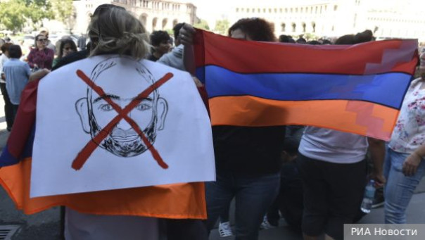 В Ереване оппозиция назвала дату, когда Пашинян должен уйти в отставку