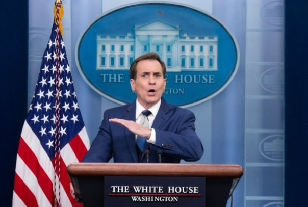 Американский шатдаун грозит перекрыть поток оружия и денег Украине