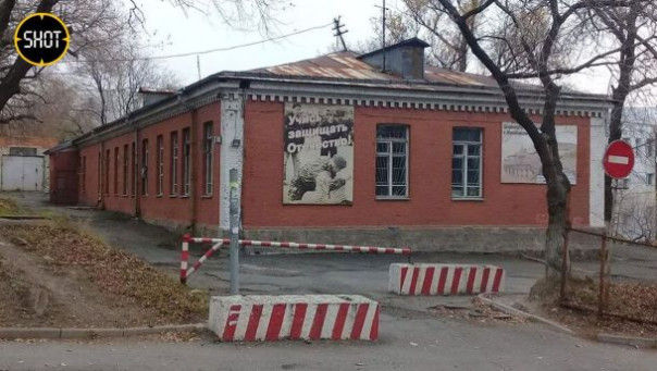 Очередная попытка поджога здания военкомата — на этот раз во Владивостоке.