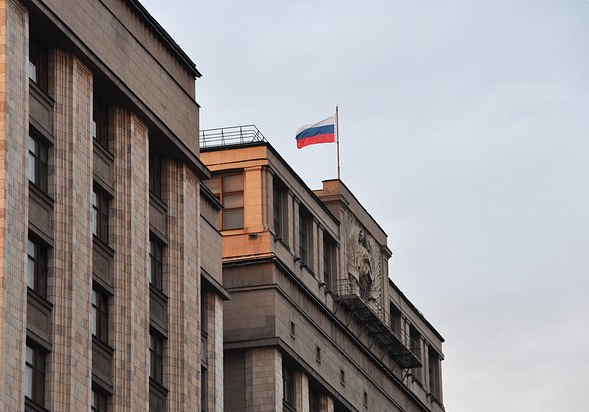 В Госдуме возмущены поведением депутатов. Не все из них выдержали семь часов заседания