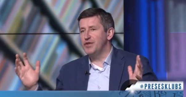 «Изменившимся лицом»: экс-министр Латвии бежал из Киргизии по запросу России