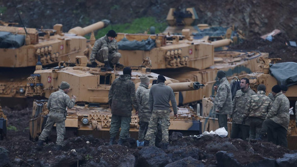 Огласить конфликт: Турция может начать военную операцию в Сирии