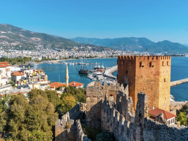 Паника в русскоязычном сообществе Турции: цены растут на глазах