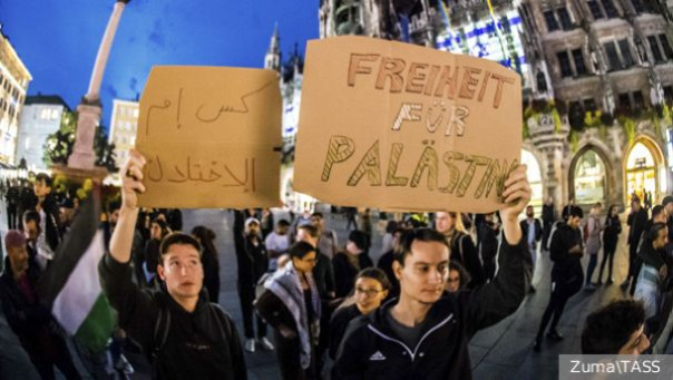 Поддержка палестинцев вызвала раскол среди либералов Запада