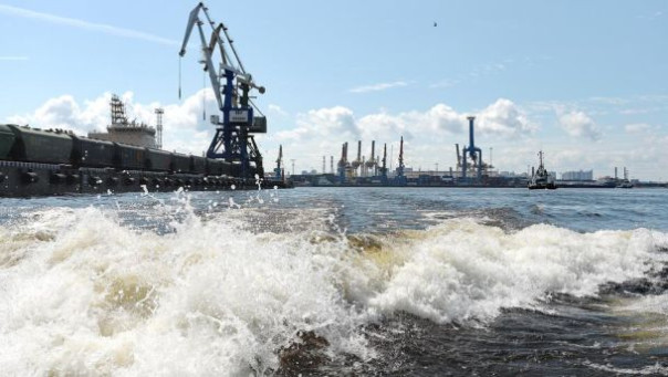 НАТО грозит блокадой Калининграда и Санкт-Петербурга