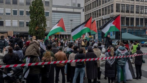 Европа движется к новой "кровавой войне" - венгерский историк Веспреми