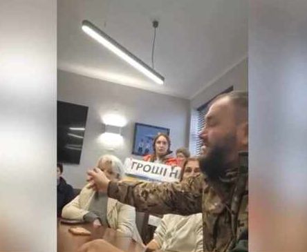 Украинский боевик рассказал об отсутствии обеспечения и коррумпированности командования ВСУ