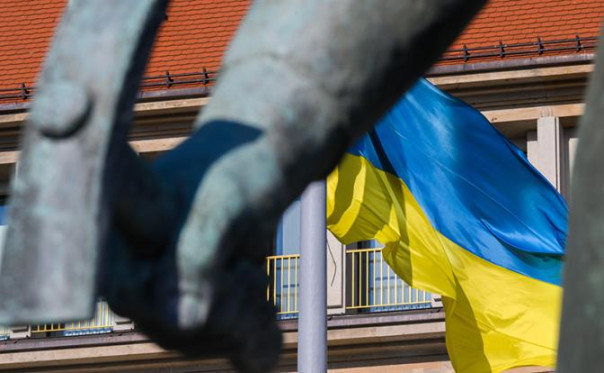 Продажа оружия и наркотиков — это бизнес Зеленского