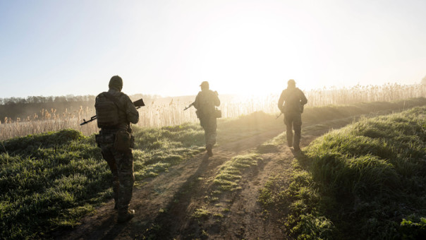 ВСУ бегут с линии фронта под Донецком | ВДВ уничтожили под Артемовском наблюдательный пункт ВСУ | Фронтовая сводка на утро 10.11.23 | Подборка видео