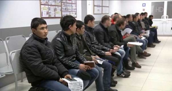 Власти Москвы планируют снизить число трудовых мигрантов