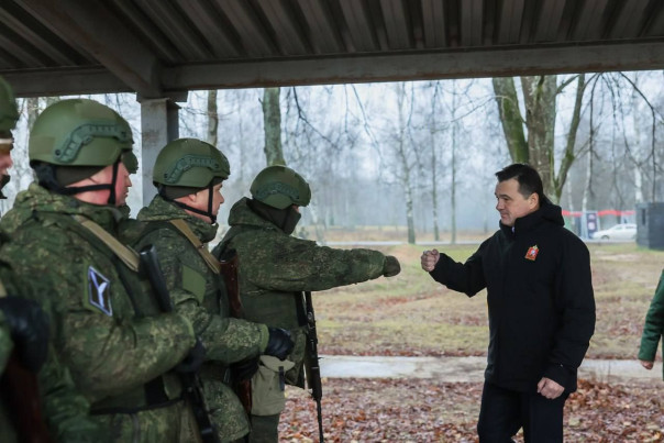 Новый элитный полк из 2 тысяч добровольцев формируется в Московской области.