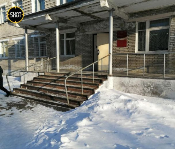 В Хабаровском крае задержана уборщица управляющей компании. В полночь она пошла поджигать военкомат