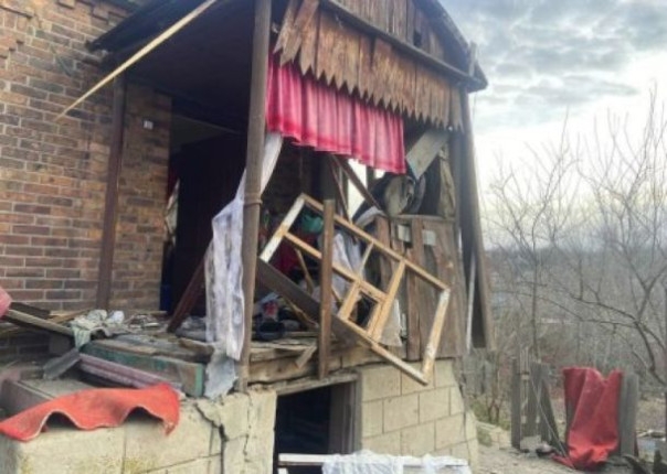 Украинские войска ведут обстрелы ДНР, Запорожской и Белгородской области. В Донецке ранены дети и спасатели.