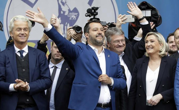 Правые и евроскептики Запада поймали волну и устремились во власть