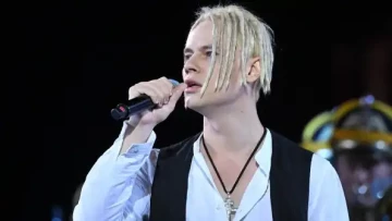 "Отвесил звонкую пощечину". Шаман по-мужски ответил Галкину на унизительное оскорбление