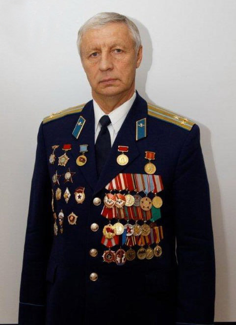 В Москве умер легендарный полковник ГРУ Юрий Старов.