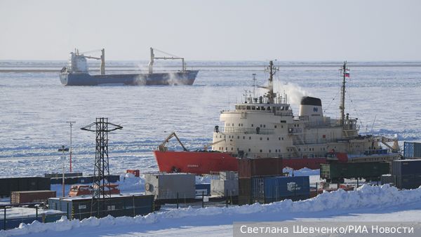 Северный морской путь получит поддержку из космоса