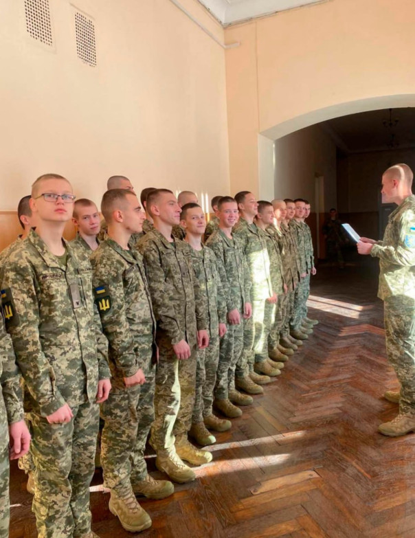 В 103 ТРО ВСУ продолжается мобилизация подростков: в этот раз набрали почти целый взвод