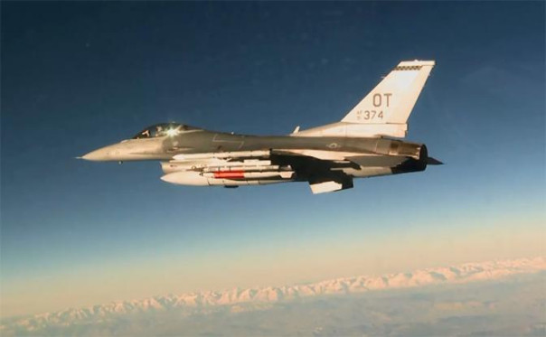 США срочно перебрасывают в Европу управляемые ядерные авиабомбы