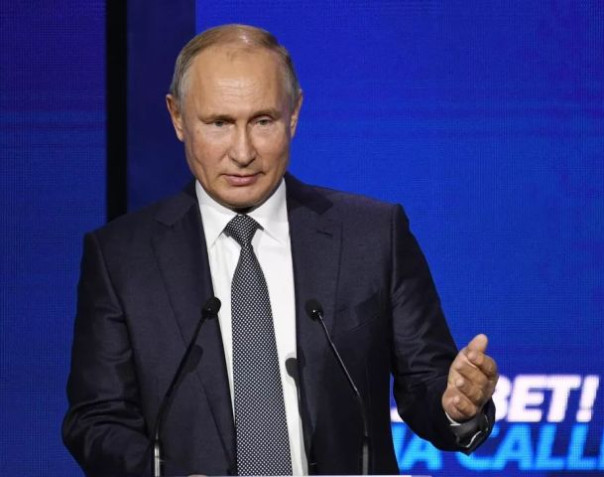 Эпоха кардинальных перемен. Путин выступил на форуме "Россия зовет!"