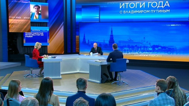 Электрики сорвали пенсионеркам просмотр Путина и попали в полицию как диверсанты