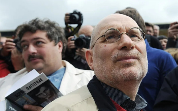 Злые, завистливые люди выгнали всех, кто делал на них деньги. Инесса Ципоркина