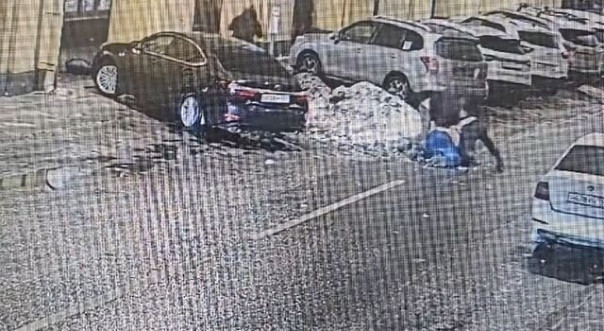 Избивавшие однорукого ветерана СВО в Санкт-Петербурге кричали ему «русская свинья»