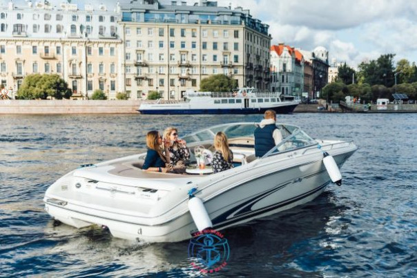 Аренда катера в Санкт-Петербурге: ваш гид по выбору идеального варианта