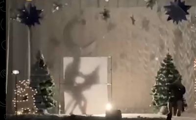 В Краснодарском крае детей спокойно пустили на спектакль 18+, где актеры имитировали секс за ширмой