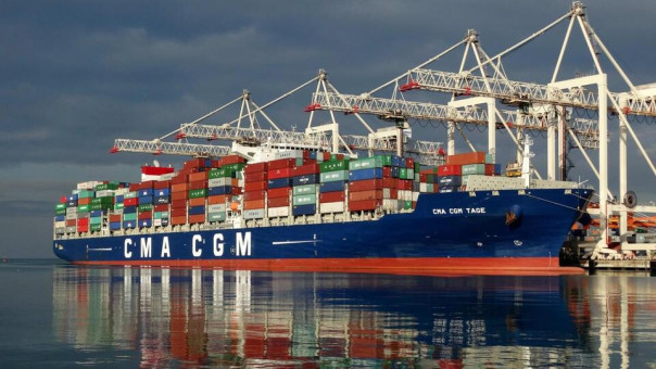 Хуситы атаковали коммерческое судно Tage в Красном море