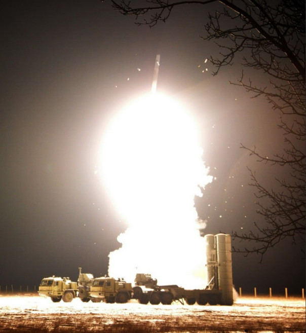 Новогодний обмен ударами оказался на редкость показательным