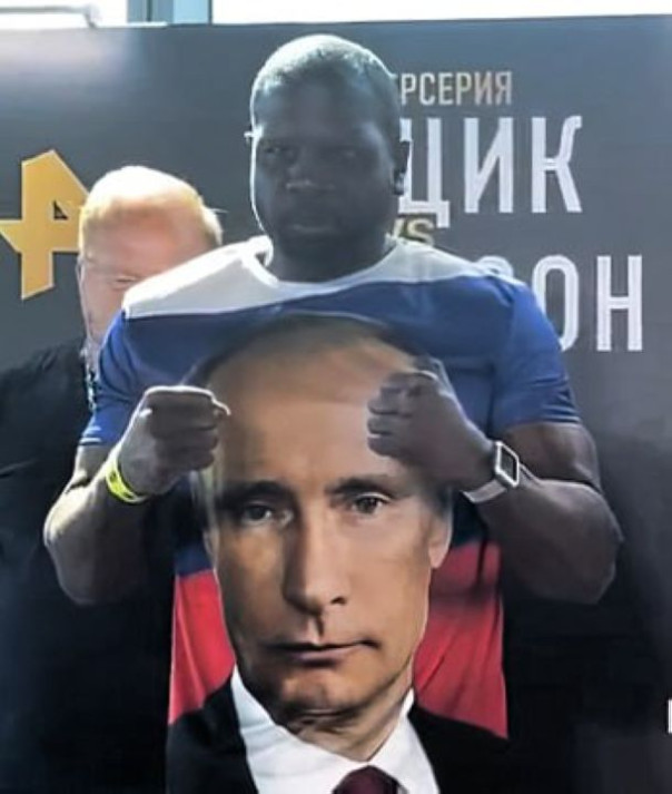 Боксер Кевин Джонсон стал гражданином России