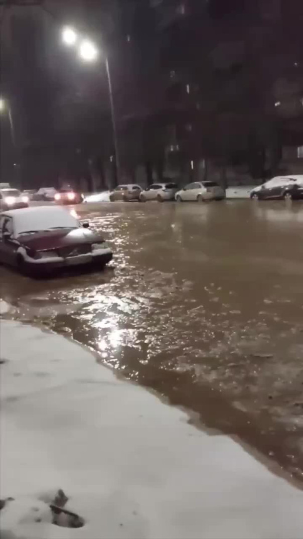 В Киев вновь хлынула фекальная река