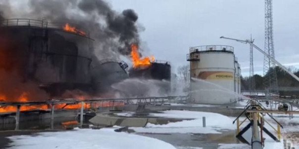 Украинские войска ведут обстрелы ДНР, Белгородской и Брянской области. Обзор ситуации в прифронтовых регионах России на вечер 19 января