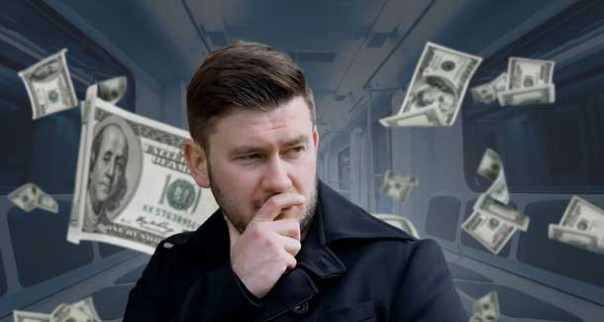 Налоговая заблокировала счета ИП писателя Дмитрия Глуховского*