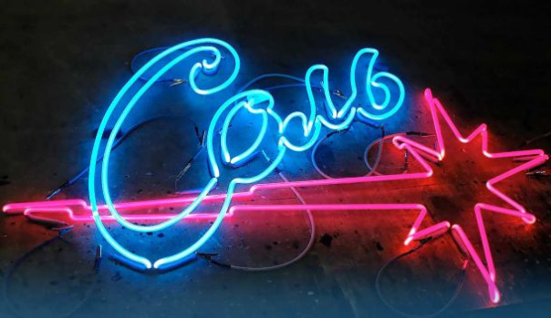 Изготовление неоновых вывесок в МСК