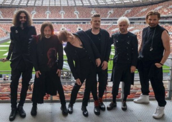 Все участники "Би-2" депортированы из Таиланда в Израиль