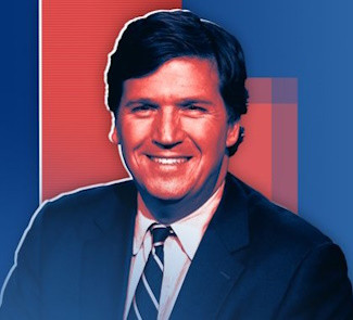 Такер Карлсон впервые прилетел в Россию