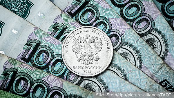 Раскрыто, как рубль уплывает из-под контроля США