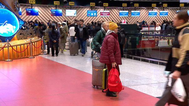 Российским авиакомпаниям намерены запретить рассаживать семьи в самолетах