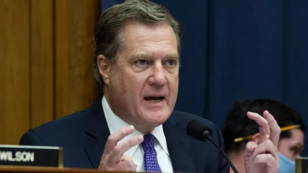 ABC: конгрессменам сообщили о планах РФ разместить ядерное оружие в космосе