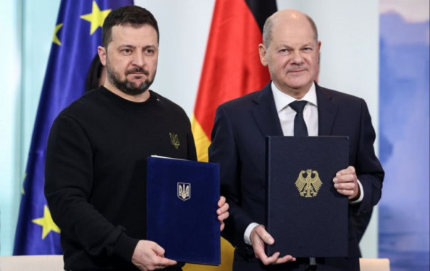 Шольц вновь отказался вооружать Украину дальнобойными ракетами Taurus