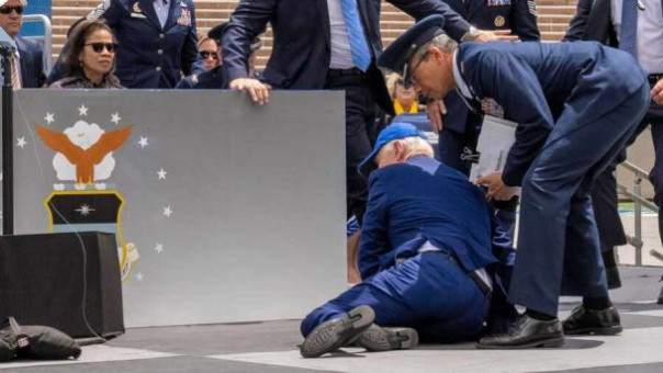 Байден устал. Байдену пора на покой