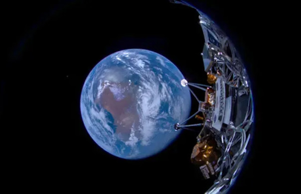 Американский посадочный модуль «Одиссей» совершил посадку на Луне. Но есть большая проблема