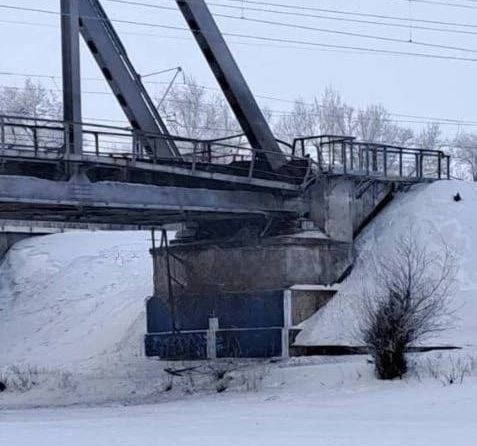 Движение по одному пути на мосту в Самарской области открыто после взрыва