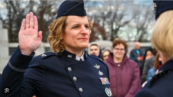 Полковник космических сил США: "У меня есть новая идея стратегии военной победы"